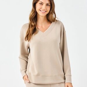 NWOT Addition Elle V-Neck Weekender sweatshirt Sweater in Tan 3XL